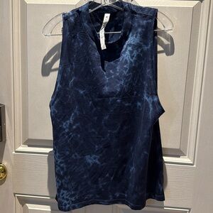 Lululemon Blue Tie-Dye muscle Sleeveless 10